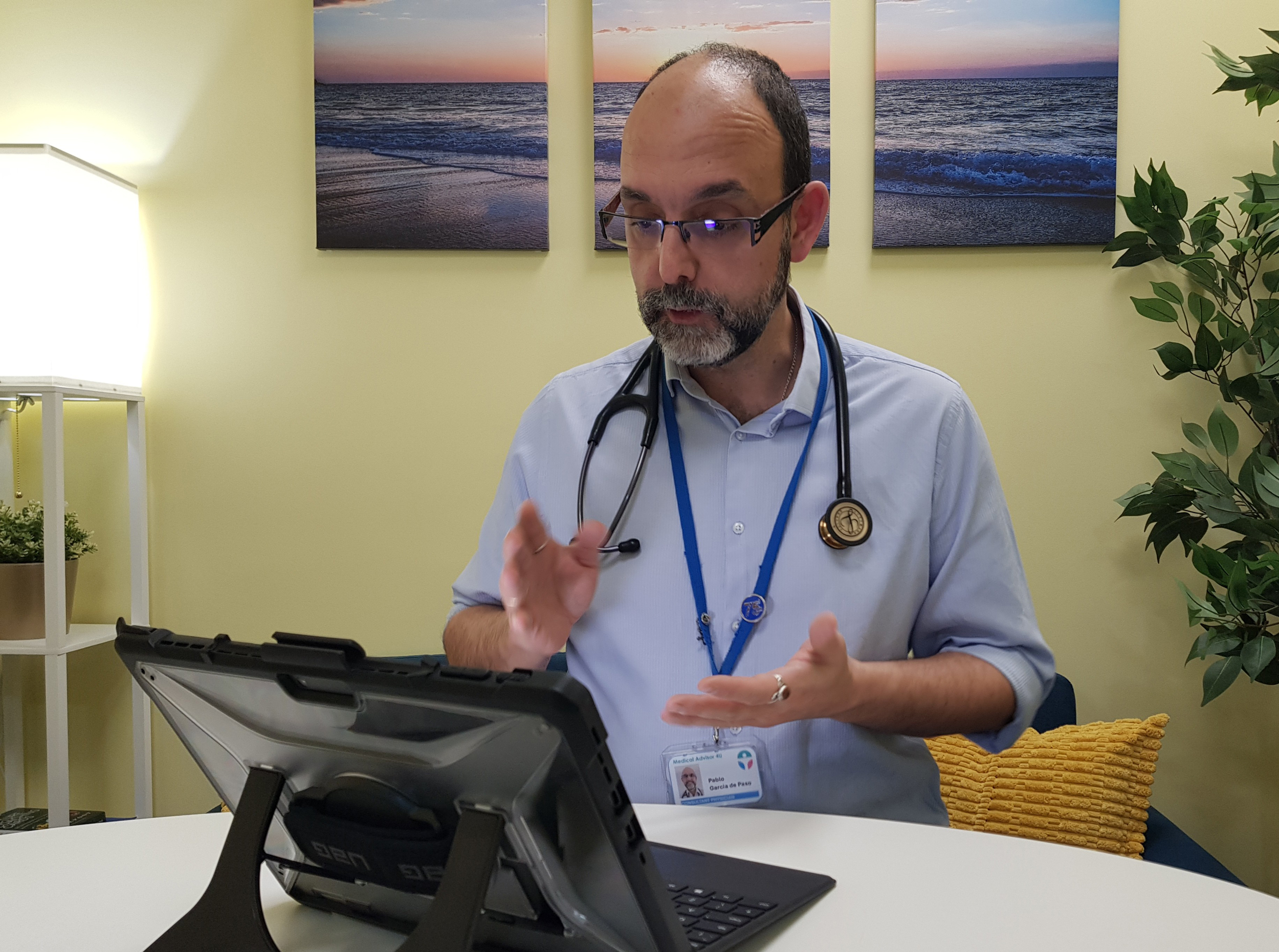 Dr Pablo Garcia online consultation